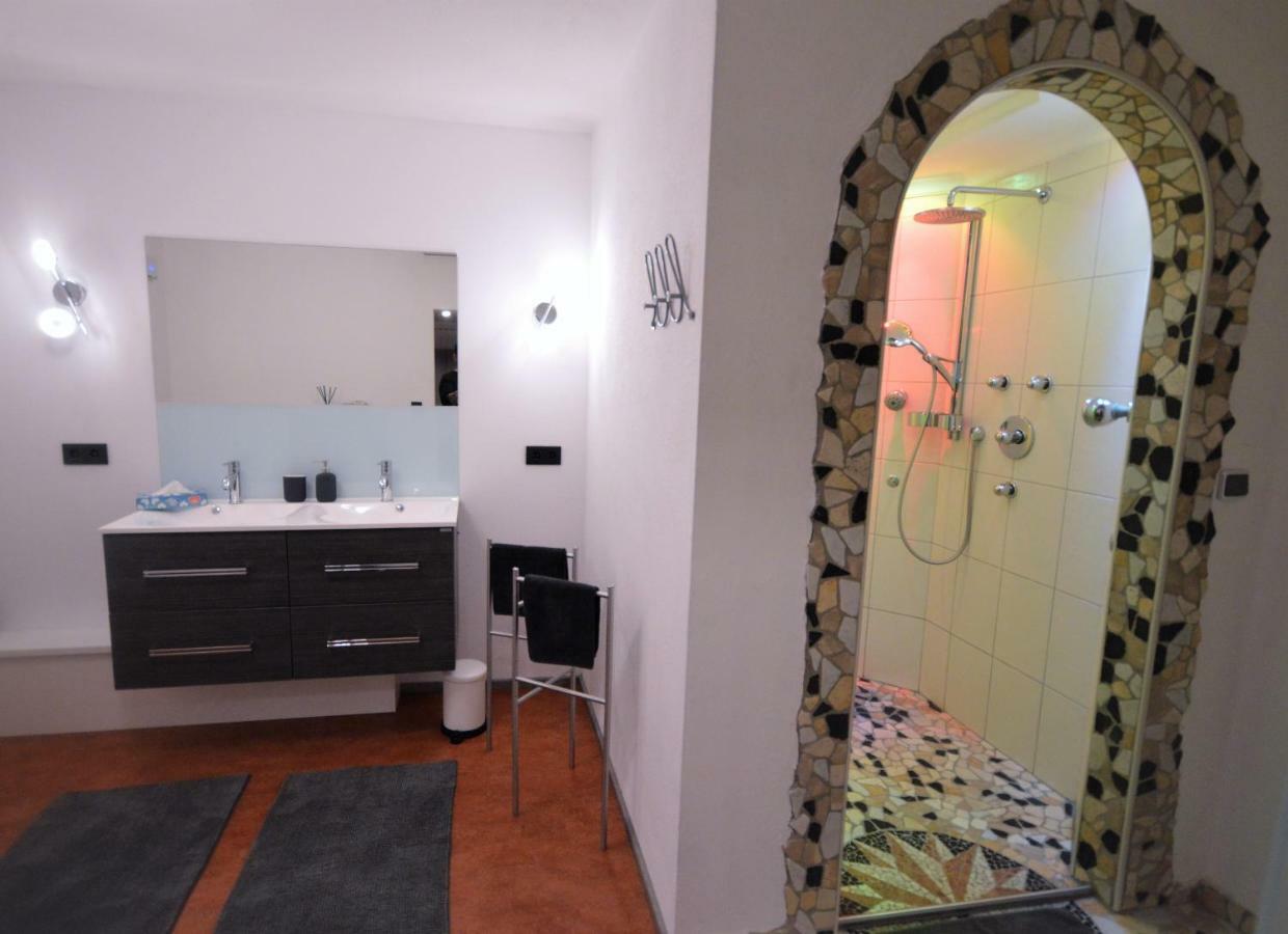 Ferien Haus - Ferienwohnung Lorena Neustift im Stubaital Exterior foto